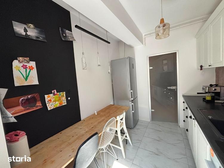 Apartament cu 3 camere în Parcul Carol