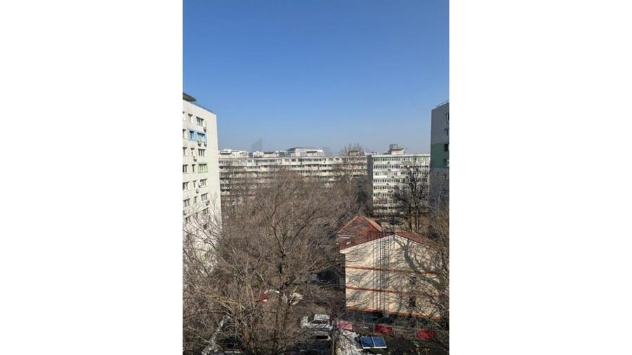 Apartament cu 2 camere semidecomandat, mobilat în Turda