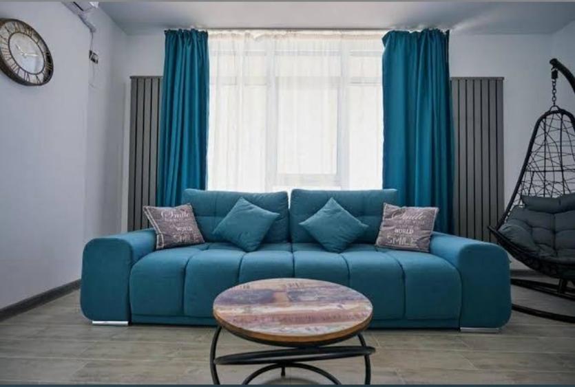 Apartament cu 2 camere, mobilat în Nord