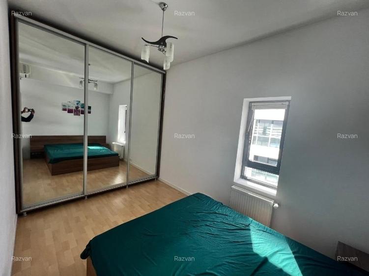 Apartament cu 2 camere decomandat, mobilat în Calea Călărașilor
