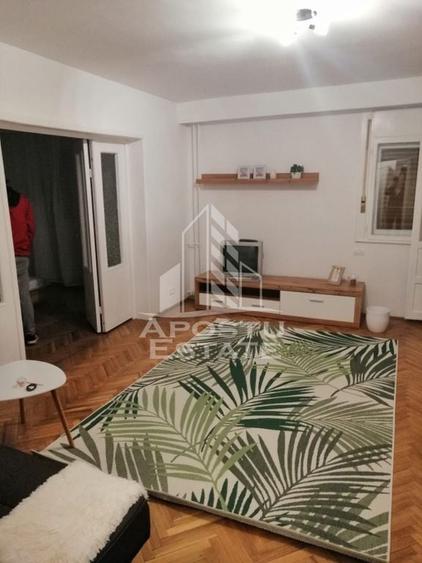 Apartament cu 3 camere decomandat în Take Ionescu