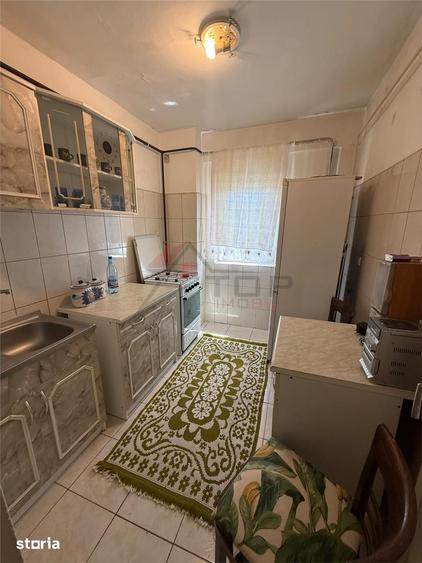 Apartament cu 4 camere în Mircea cel Bătrân