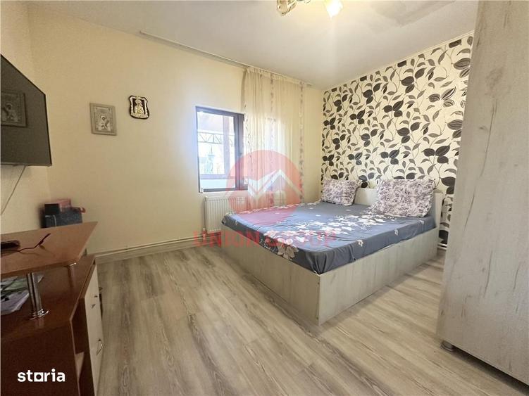 Casă cu 4 camere cu Teren 266 Mp în Valu lui Traian