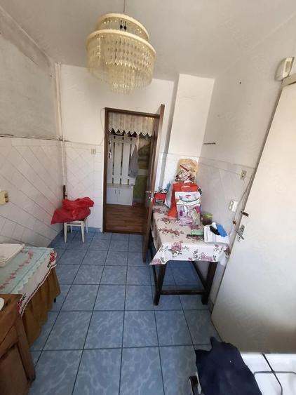 Apartament cu 2 camere semidecomandat în Govândari