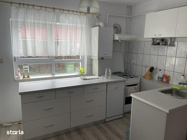 Casă cu 2 camere în Central