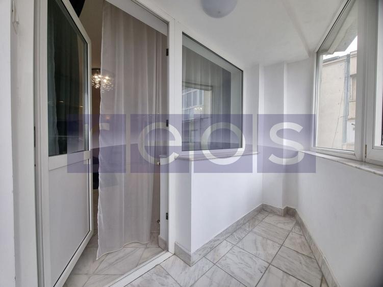 Penthouse cu 3 camere decomandat, mobilat în Unirii