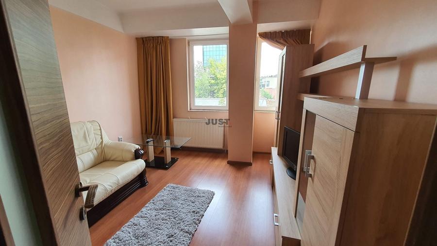 Apartament cu 2 camere decomandat în Ultracentral
