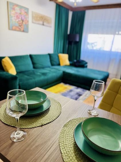Apartament cu 2 camere decomandat în Lipovei