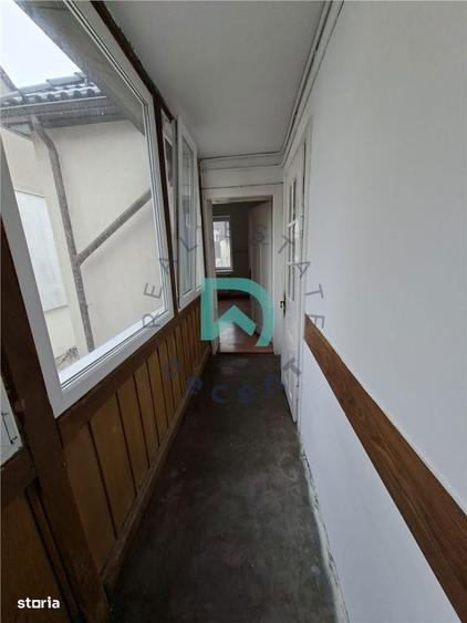 Casă cu 6 camere cu Teren 50 Mp în Centrul Istoric