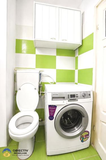 Apartament cu 3 camere semidecomandat în Dărmănești