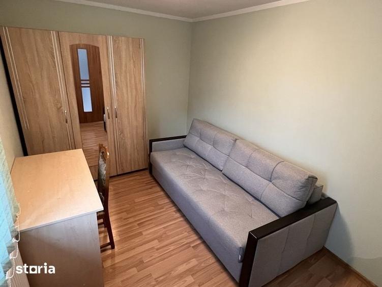 Inchiriez garsoniera ultra centrala , Suprafata 20 mp , la curte ! - 2
