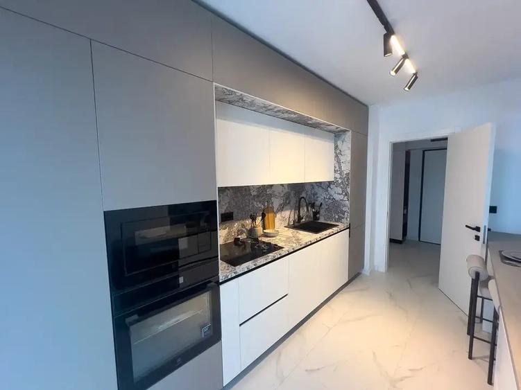 Apartament cu 2 camere decomandat în Theodor Pallady
