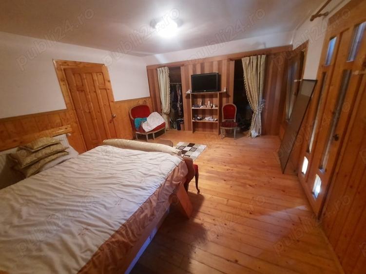 Casă cu 3 camere cu Teren 1600 Mp în Liubcova