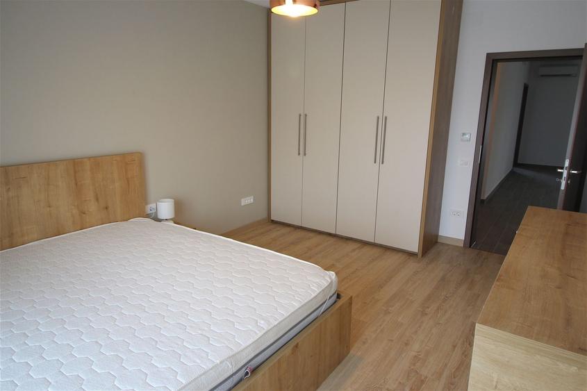 Apartament cu 3 camere decomandat, mobilat în Nord