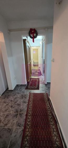 Apartament cu 3 camere decomandat în Autogară