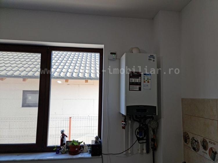 Casă cu 4 camere cu Teren 492 Mp în Cumpăna