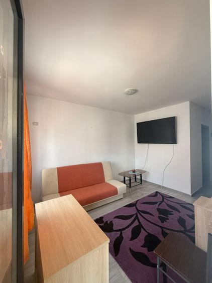 VANZARE GARSONIERA DECOMANDATA CU BALCON- ETAJ INTERMEDIAR STR TINERETULUI - 8