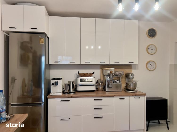 Casă cu 4 camere cu Teren 720 Mp în Grădiște