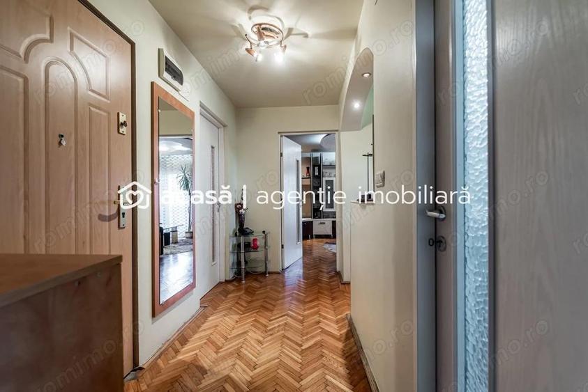 Apartament cu 3 camere decomandat, mobilat în Micălaca