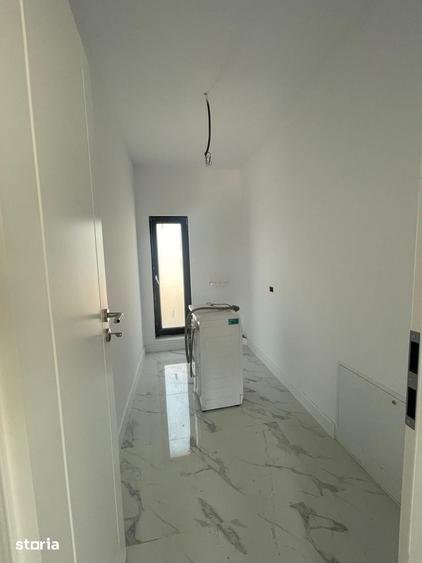 Casă cu 4 camere cu Teren 526.6 Mp în Domnești