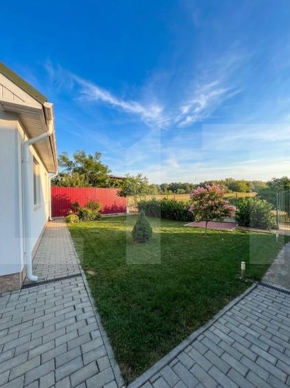 Casă individuală cu 5 camere cu Canalizare în Exterior Sud