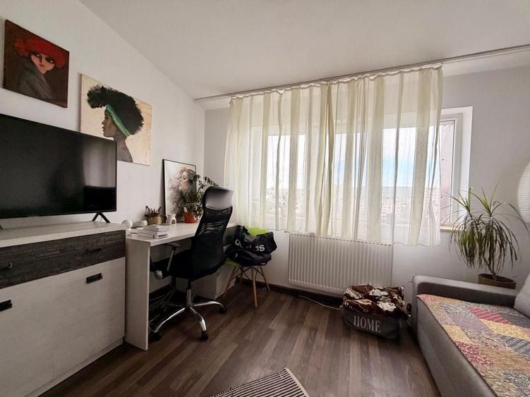 Apartament cu 2 camere semidecomandat, mobilat în Mărăști