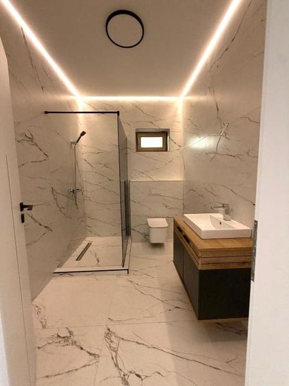Casă individuală cu 5 camere cu Canalizare în Corbeanca