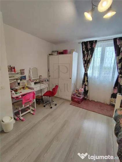 Casă cu 4 camere cu Teren 290 Mp în Giroc
