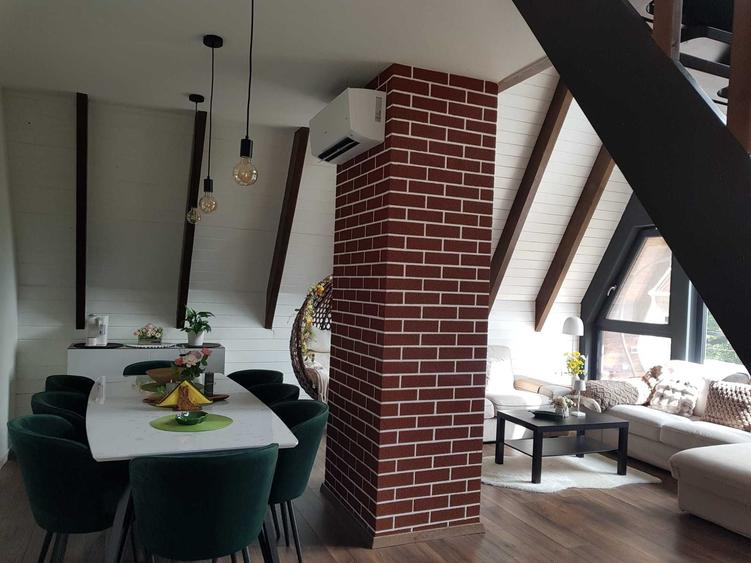 Casă cu 4 camere cu Teren 1700 Mp în Meziad