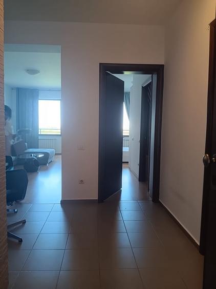 Apartament cu 2 camere semidecomandat în Băneasa