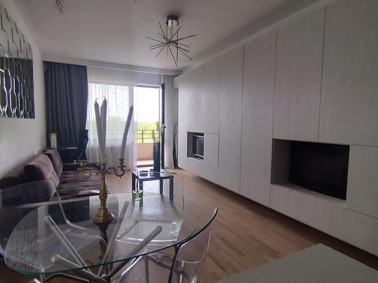 Apartament cu 2 camere semidecomandat în Băneasa