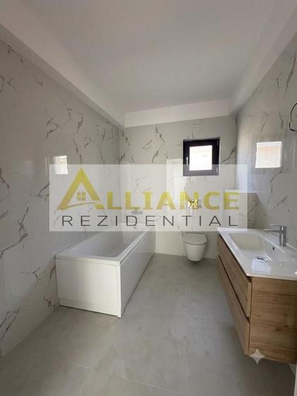 Casă individuală cu 4 camere decomandat cu Canalizare în Berceni
