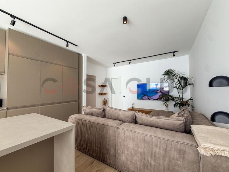Apartament cu 3 camere decomandat, mobilat în Central