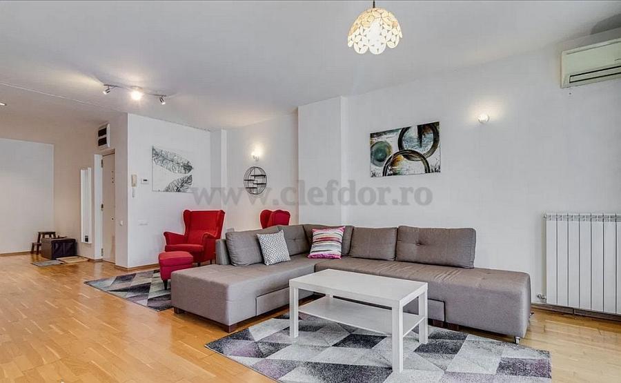 Apartament cu 3 camere decomandat, mobilat în Pipera