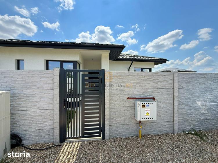 Casă cu 3 camere cu Teren 375 Mp în Vidra