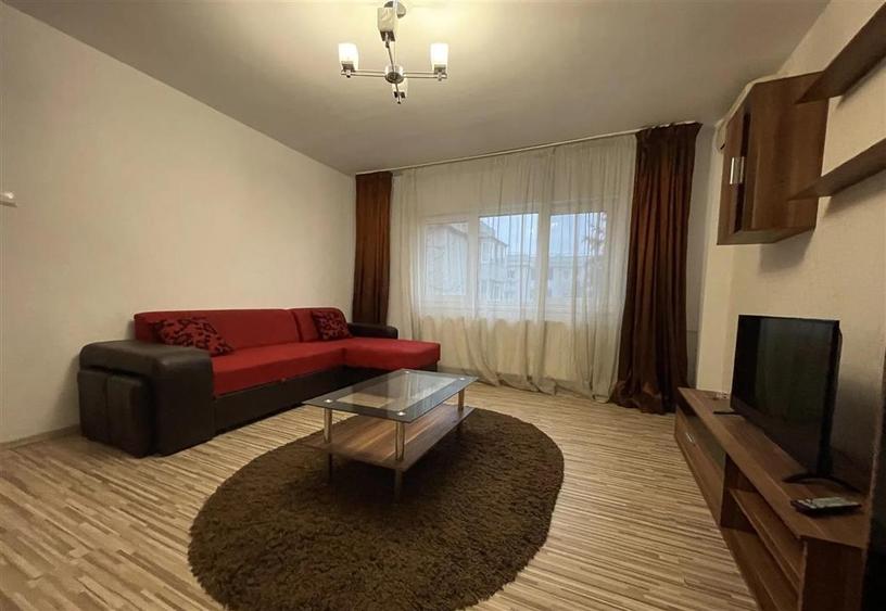 Apartament cu 3 camere decomandat, mobilat în Aviației