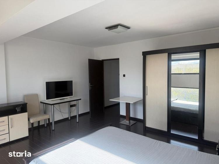 Apartament cu 2 camere decomandat în 1 Mai