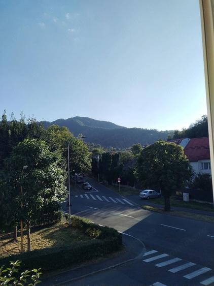 Garsonieră decomandată în Noua