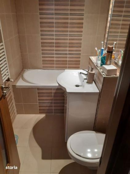 Apartament cu 2 camere, mobilat în Central