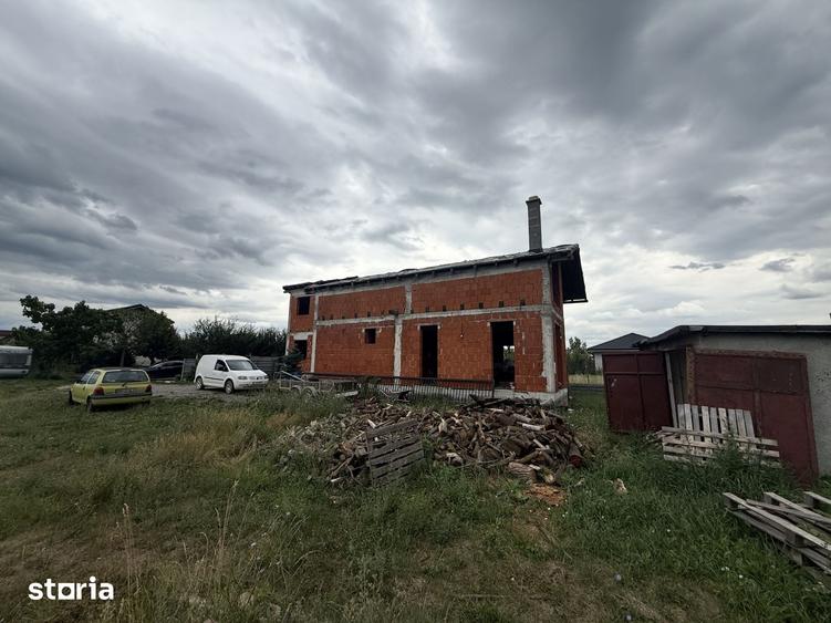 Teren de 610 mp, în Jucu
