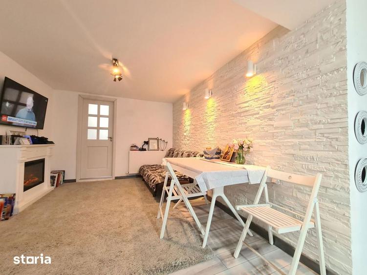Casă cu 3 camere cu Teren 450 Mp în Tătărași