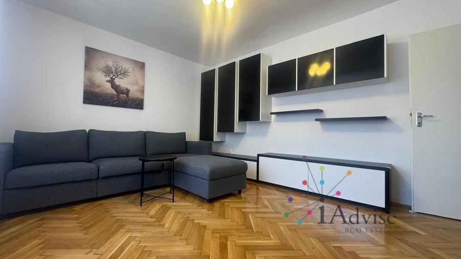 Apartament cu 3 camere, mobilat în Blumăna