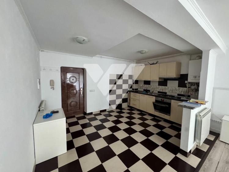 Apartament cu 3 camere decomandat, mobilat în Cisnădie