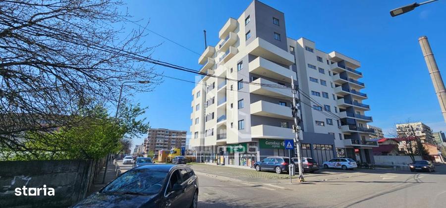 Apartament cu 2 camere decomandat în Central — fotografia 1