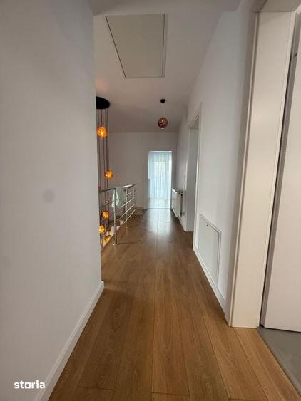 Casă cu 4 camere cu Teren 500 Mp în Blejoi