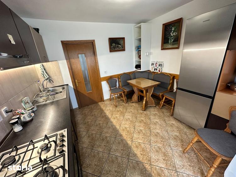 Apartament cu 3 camere în Babadag