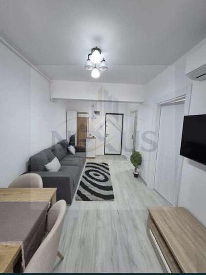 Apartament cu 2 camere decomandat, mobilat în Sud