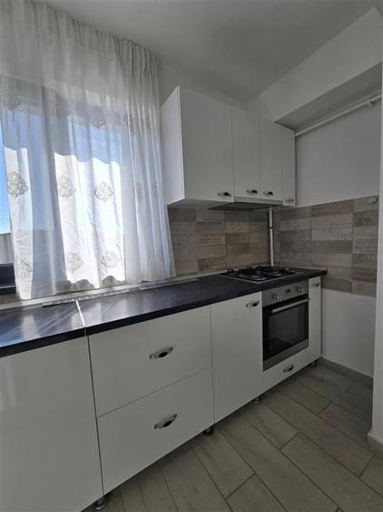 Etaj 1 - apartament 2 camere in bloc nou, geam la baie, loc de parcare inclus - 7