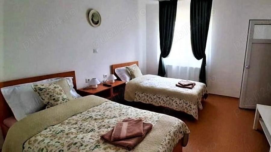 Casă cu 6 camere în Central