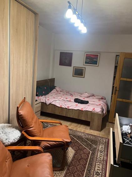 Garsonieră decomandată în Popoveni